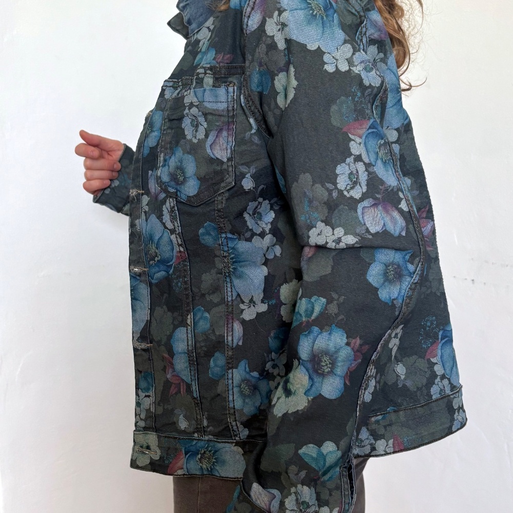 Reversible Floral Denim Jacket - Picture 5 of 10